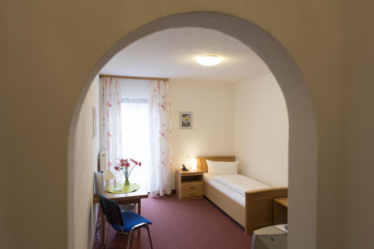 Hotel Dreisonnenberg Neuschönau الغرفة الصورة